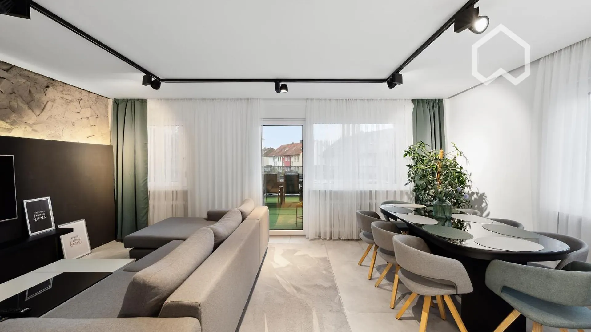 Dayyounglife Mit Terrasse Grill Parkplatz Nuremberg 0*,